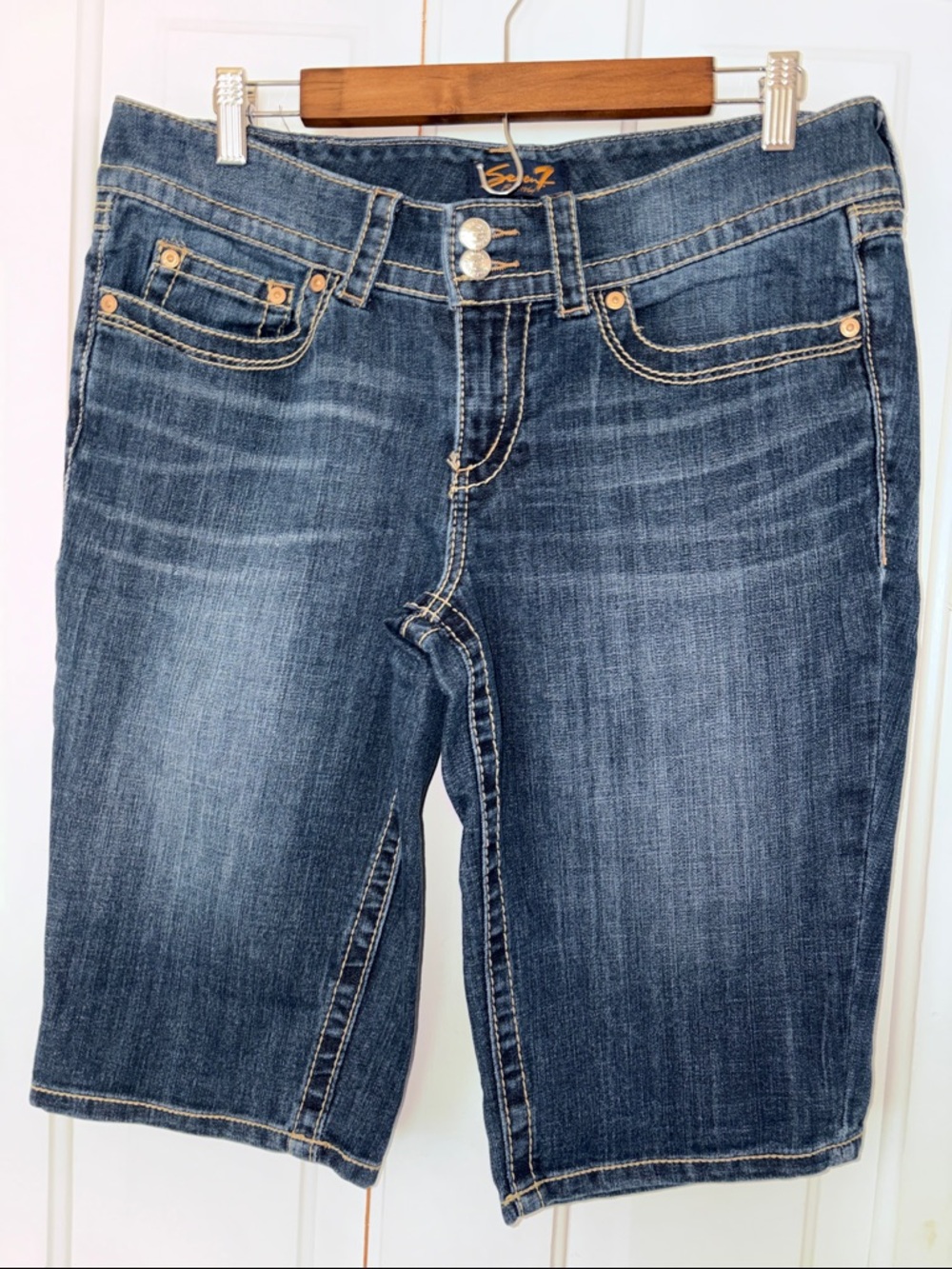 Seven7 Women's Medium Wash Boyfriend Denim Bermuda Shorts